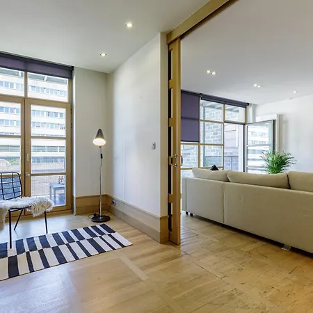 Couronne Apartments Brussels Exterior photo