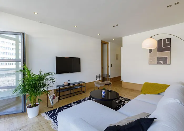 Couronne Apartments